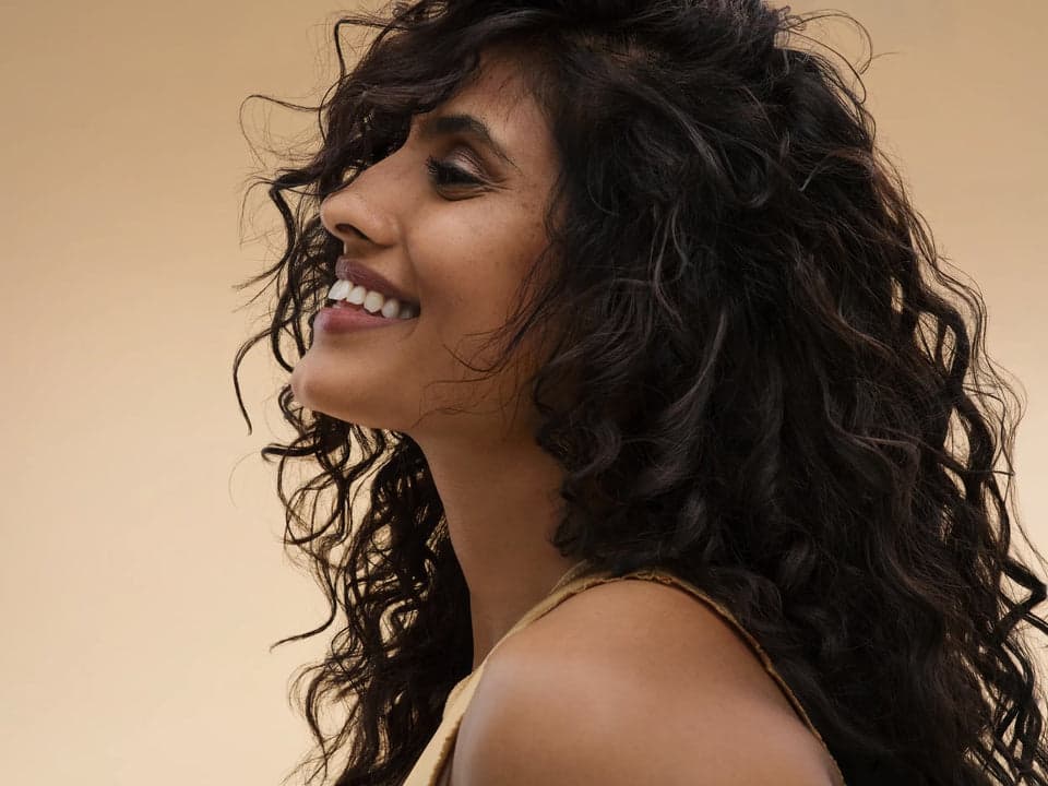 Routine Soin du Soir : 5 Étapes pour Cheveux et Peau Parfaits