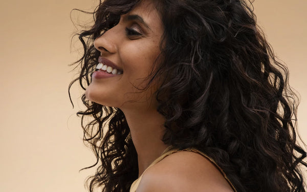 Routine Soin du Soir : 5 Étapes pour Cheveux et Peau Parfaits