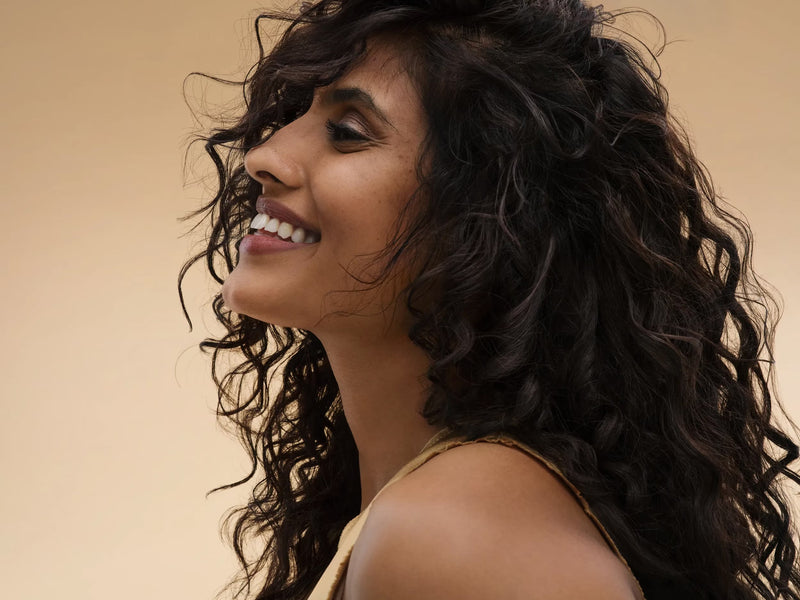 Routine Soin du Soir : 5 Étapes pour Cheveux et Peau Parfaits